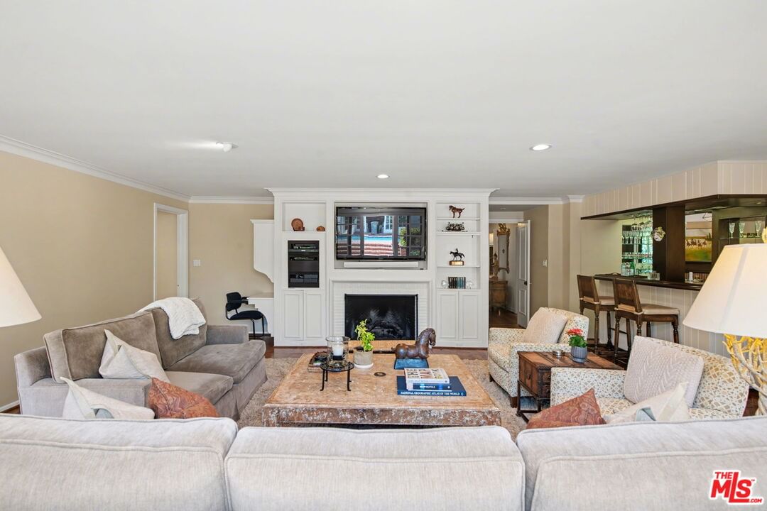 Loring photo 20