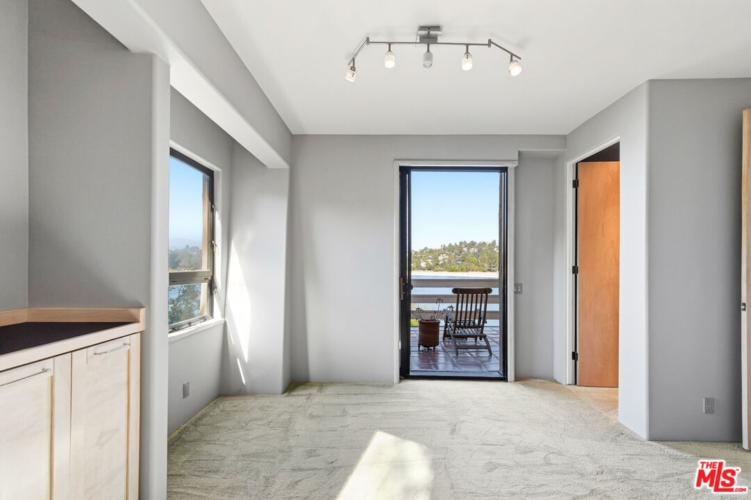 Silver Lake photo 21