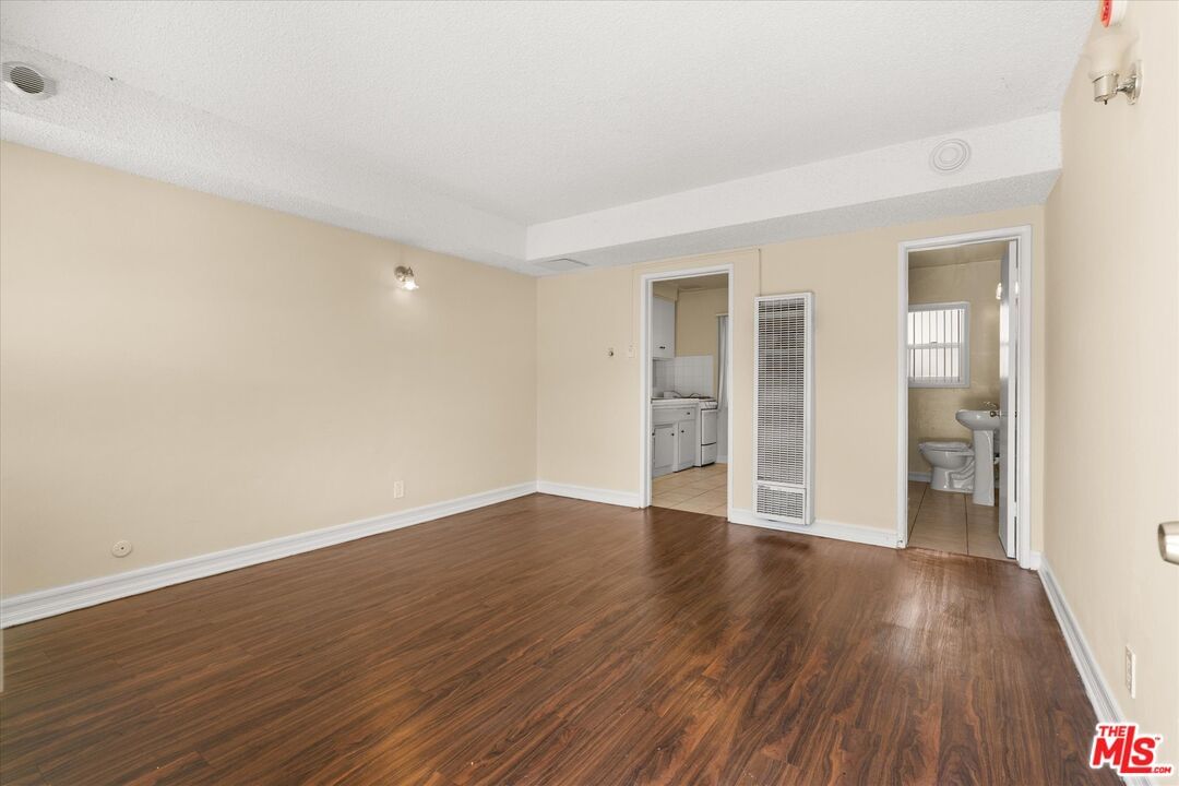 Inglewood photo 6