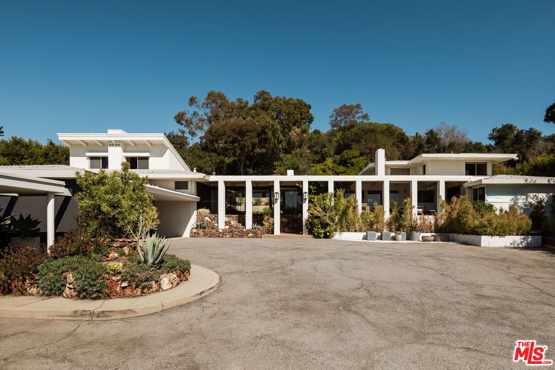 Glenroy photo 30
