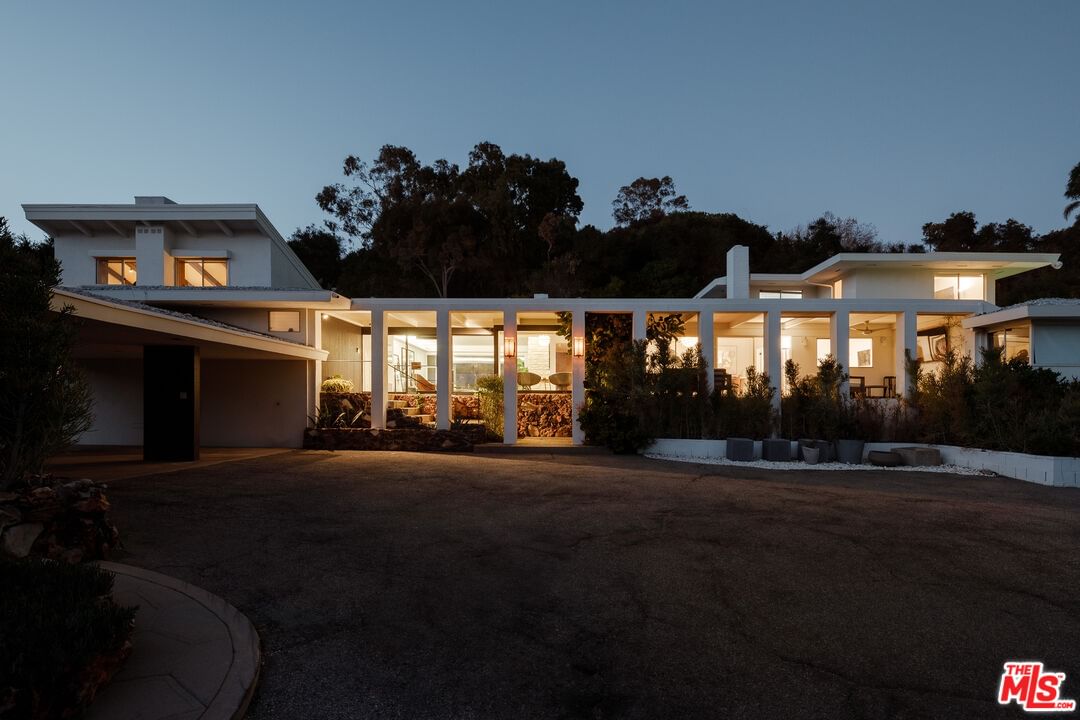 Glenroy photo 4