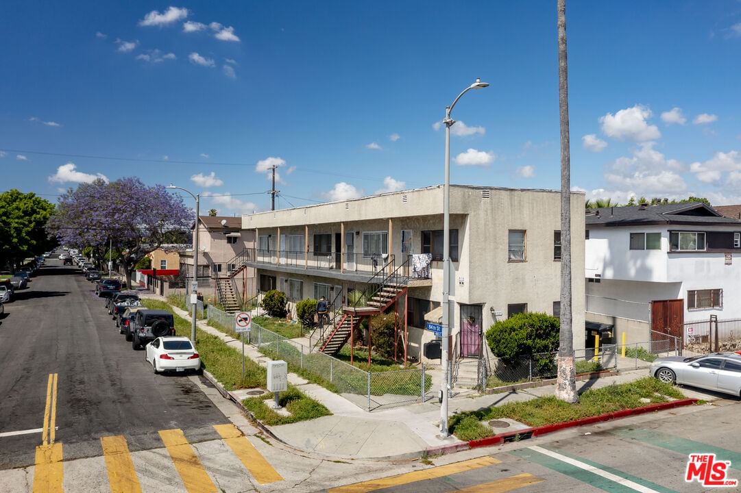 Avalon photo 8