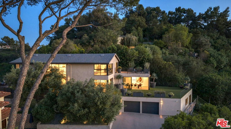 3337 Beverly Ranch Rd