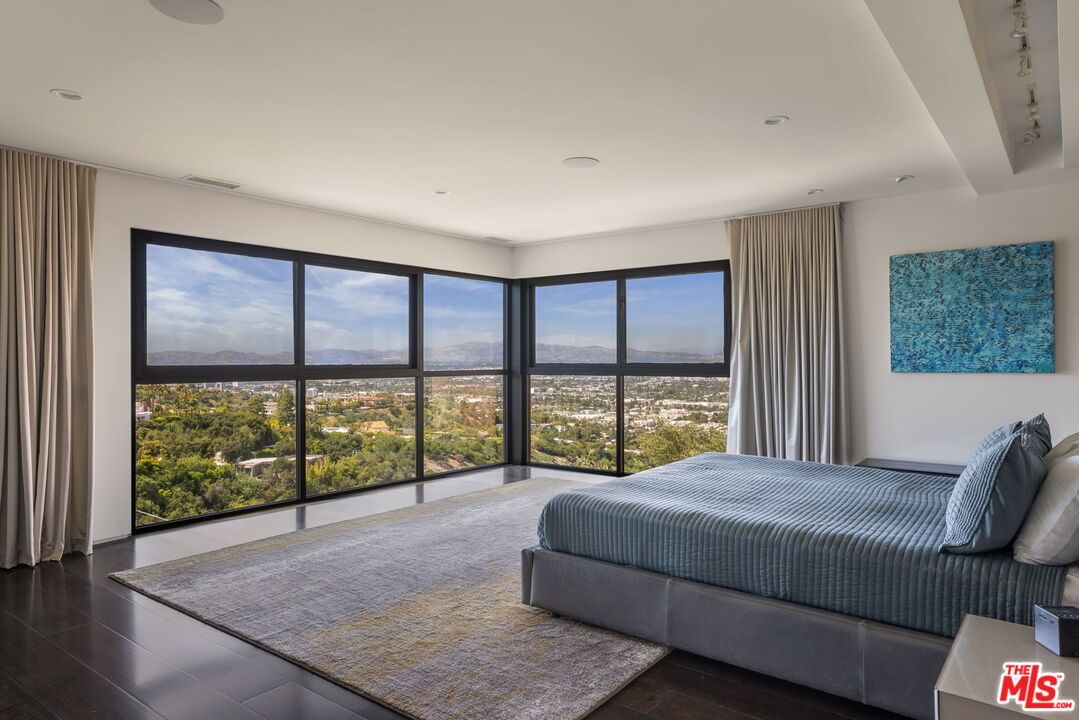Beverly Ranch photo 19