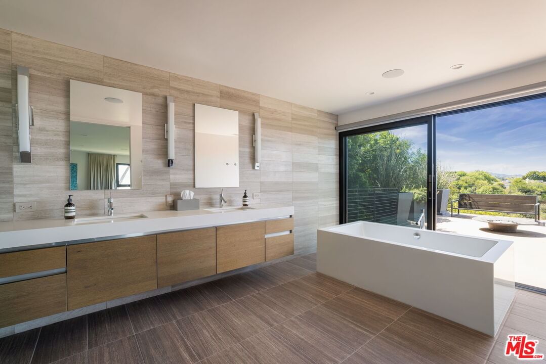 Beverly Ranch photo 22