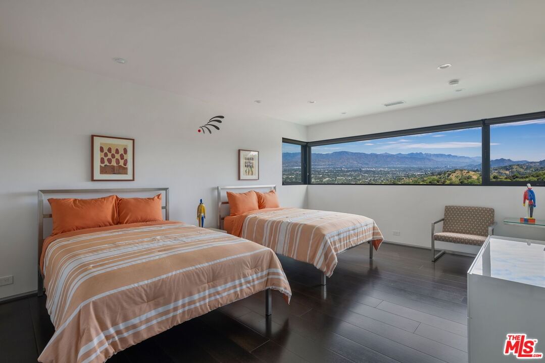 Beverly Ranch photo 26