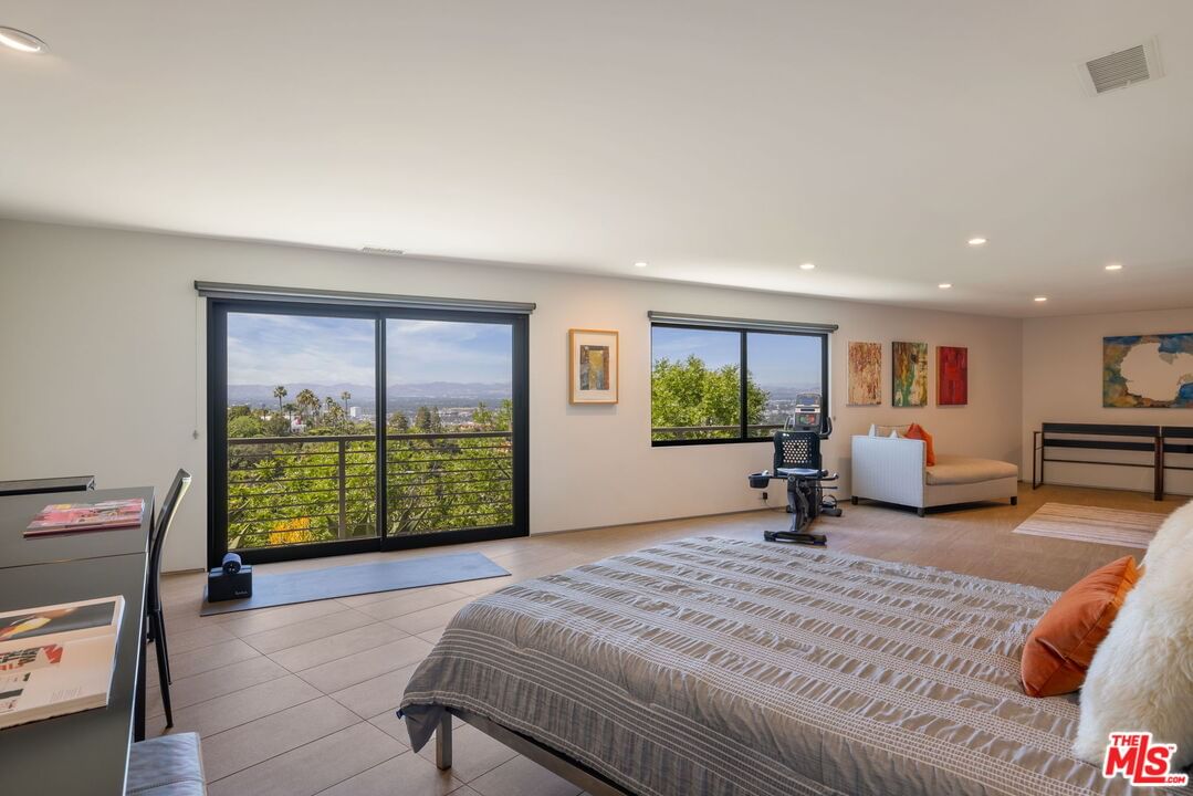Beverly Ranch photo 31