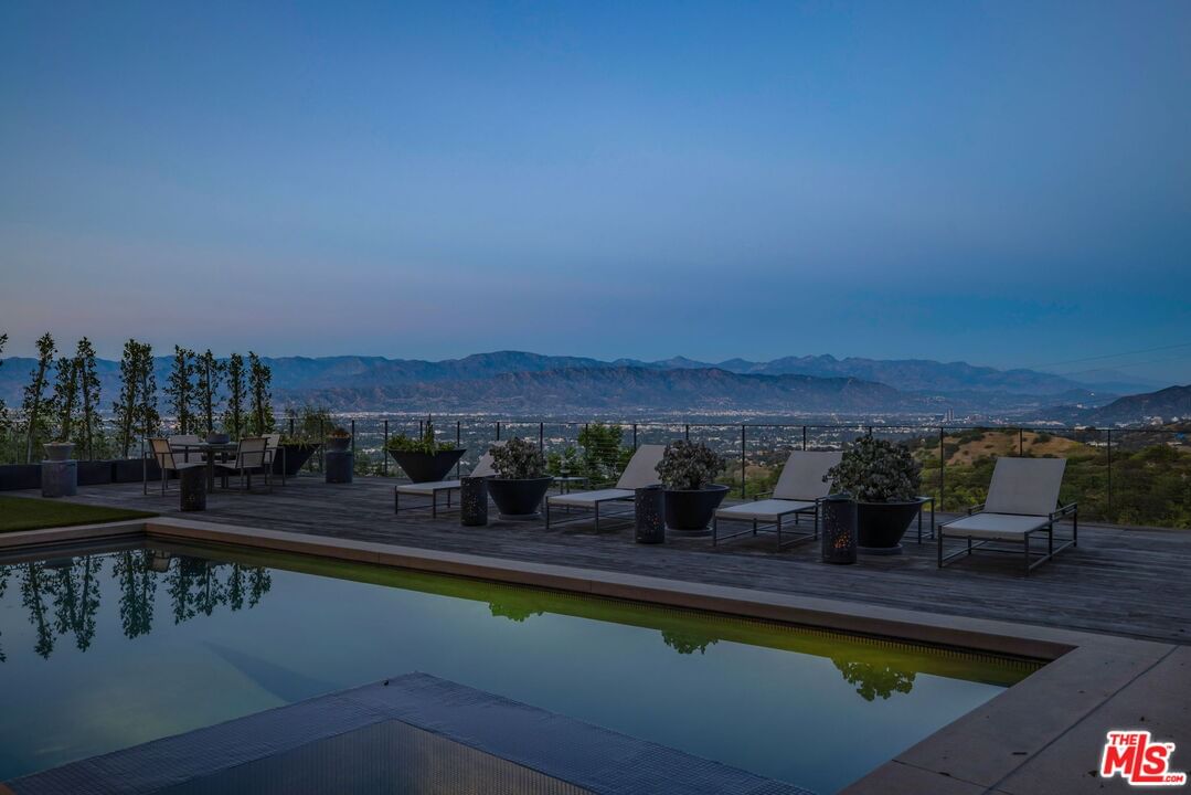 Beverly Ranch photo 34