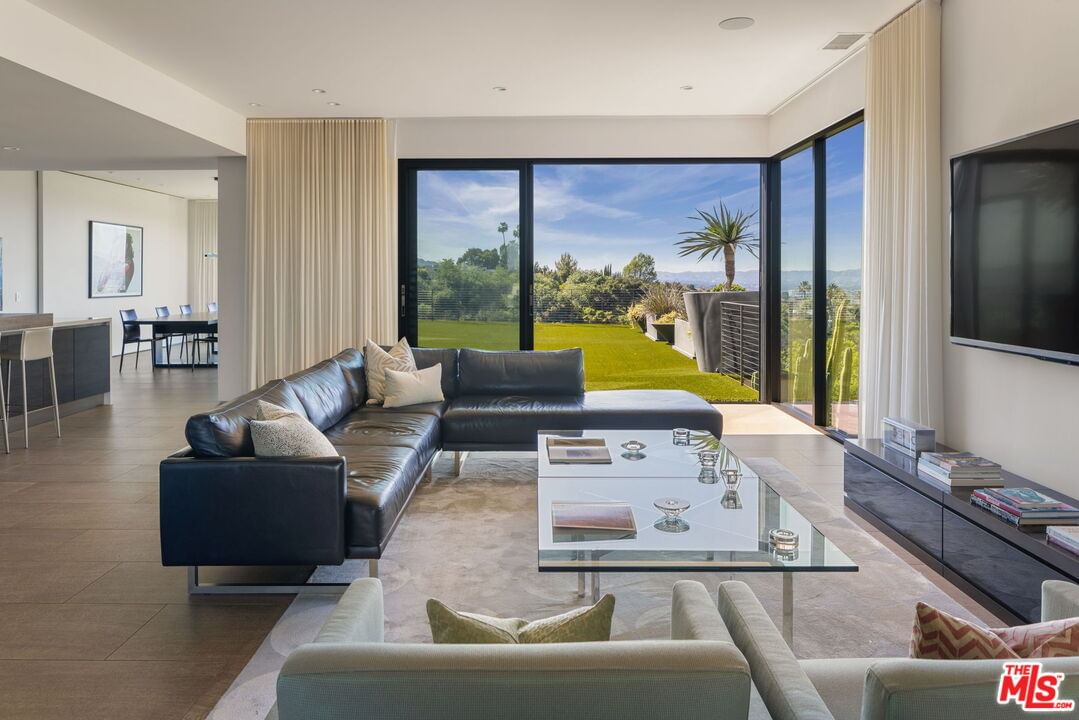 Beverly Ranch photo 9