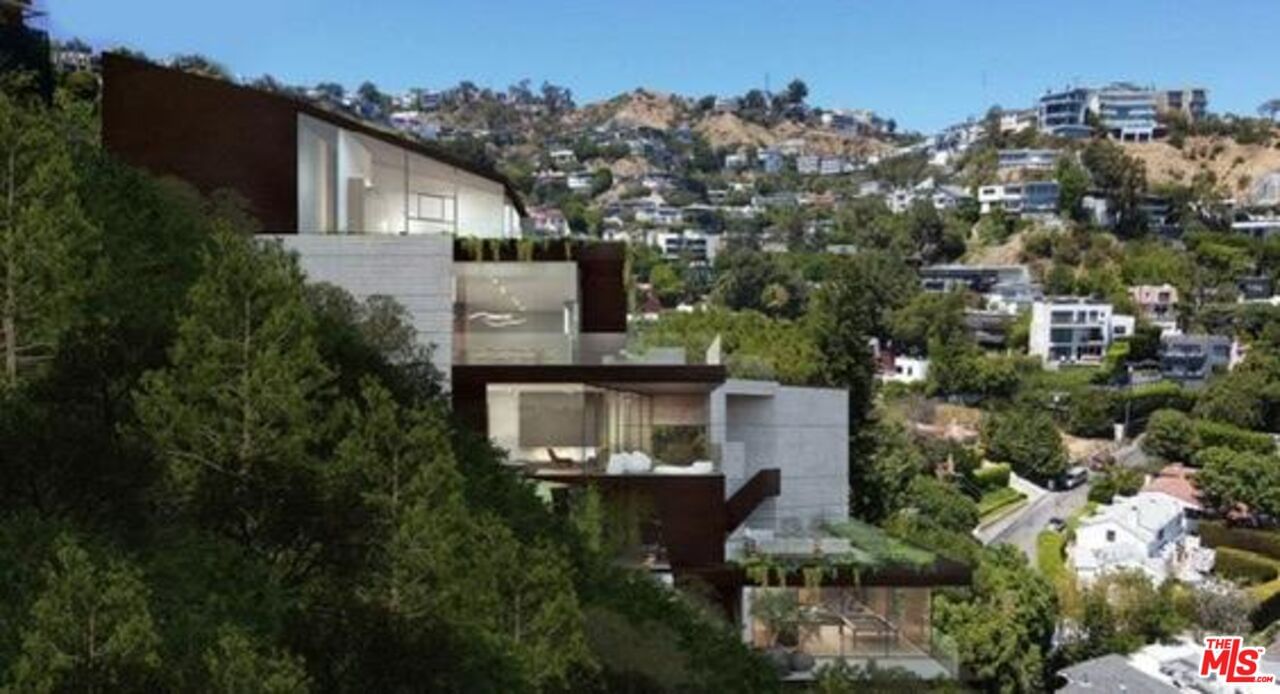 Hollywood photo 42