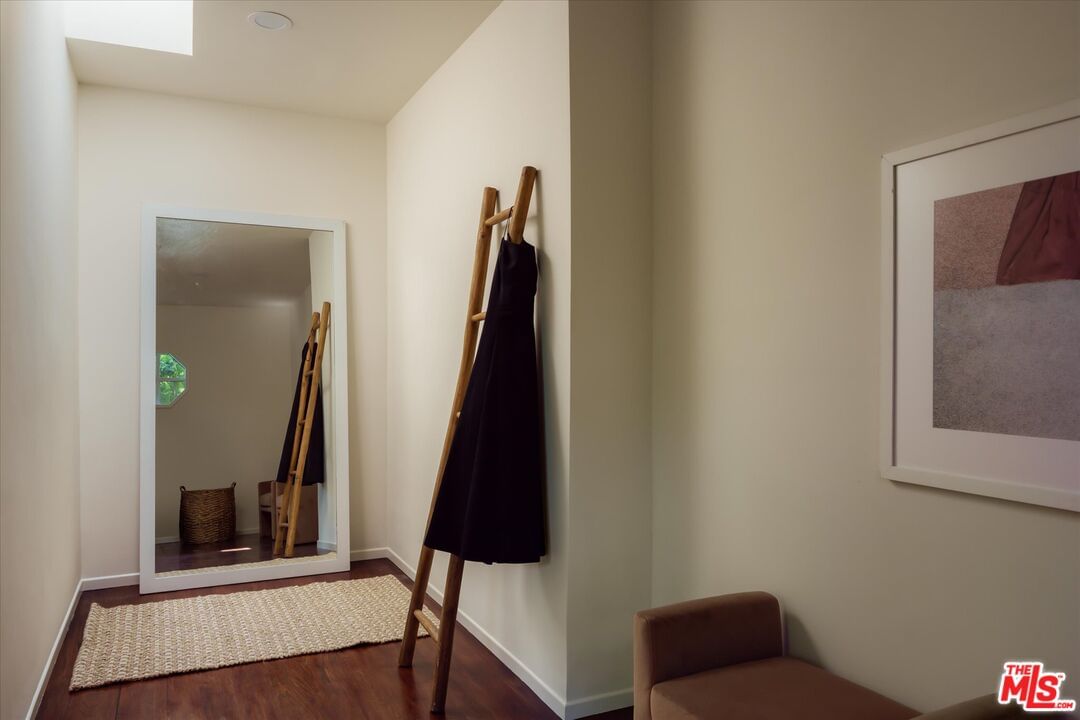 Oakwood photo 22