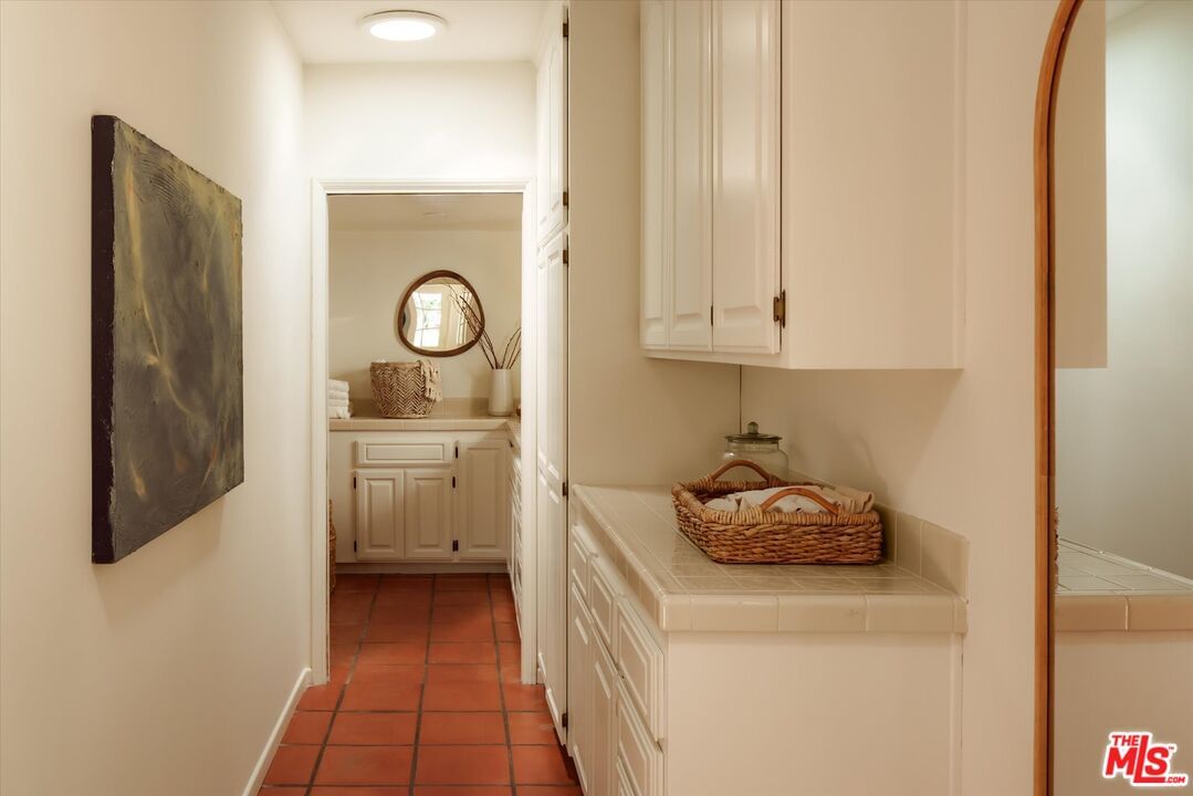 Oakwood photo 36