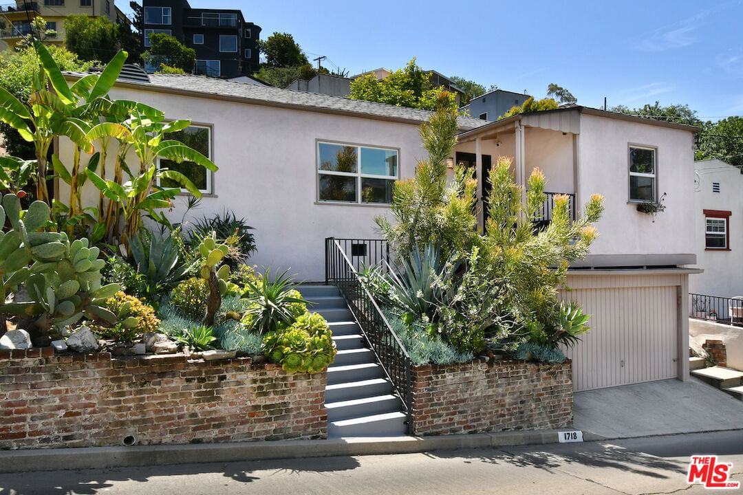 Occidental photo 3