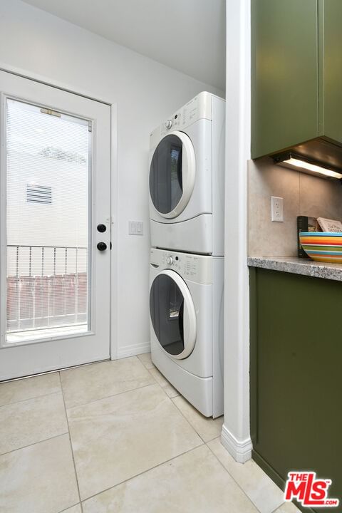 Occidental photo 35