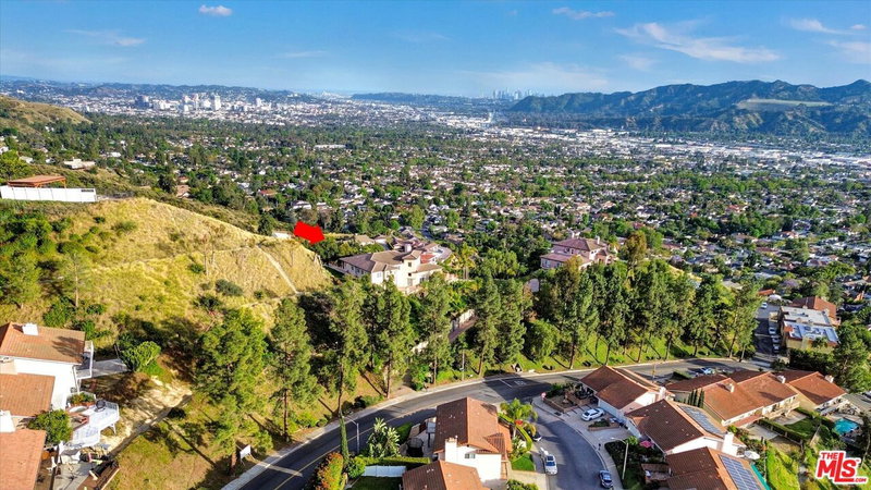 1248 Tujunga Ave