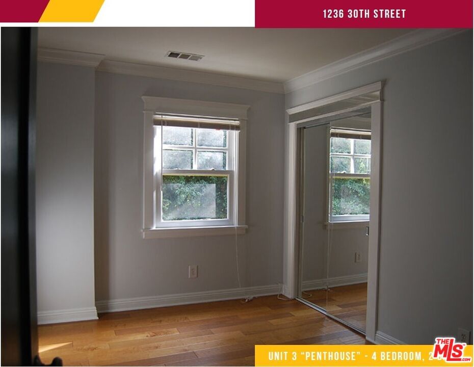 30th photo 16