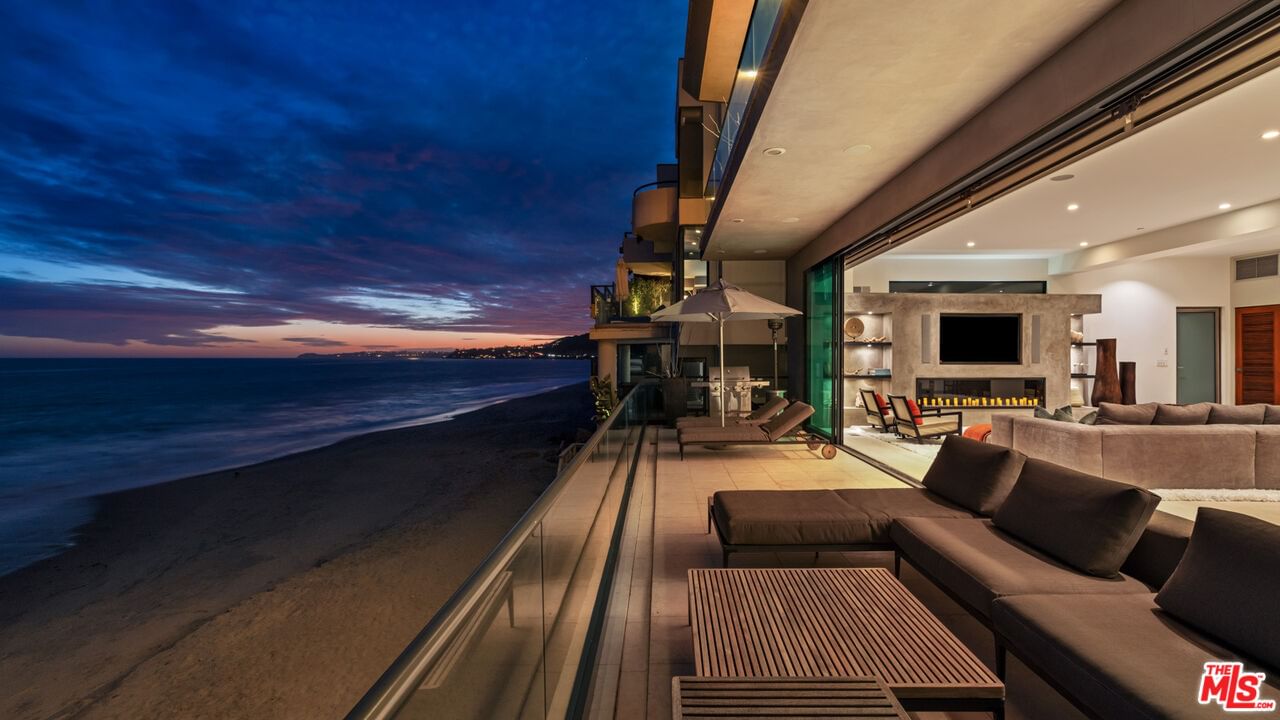 Malibu photo 13