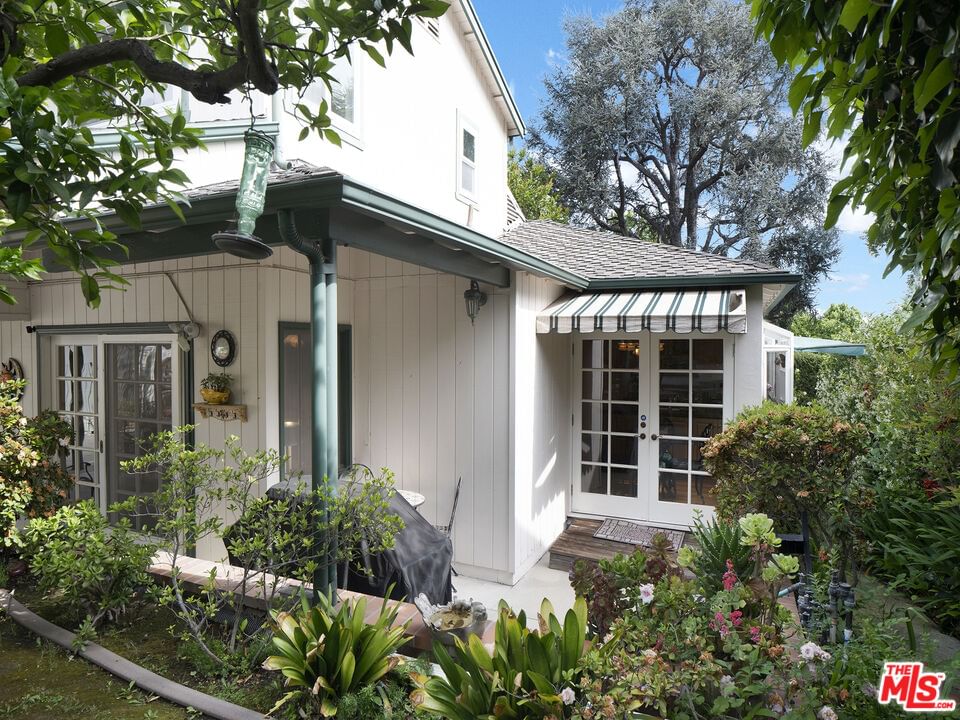 Valley Vista photo 35