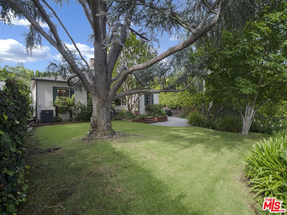 Valley Vista photo 45