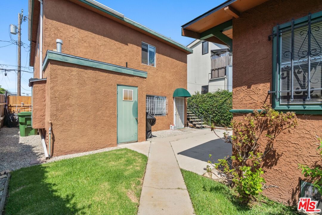 Vernon photo 15