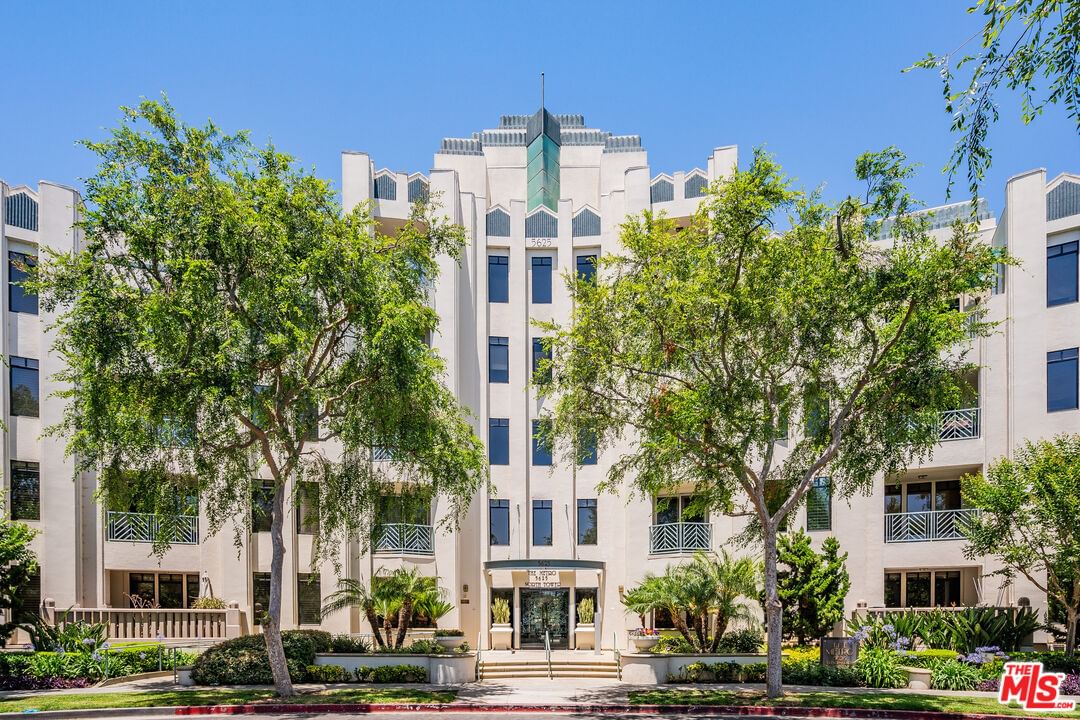 5625 Crescent Park #126