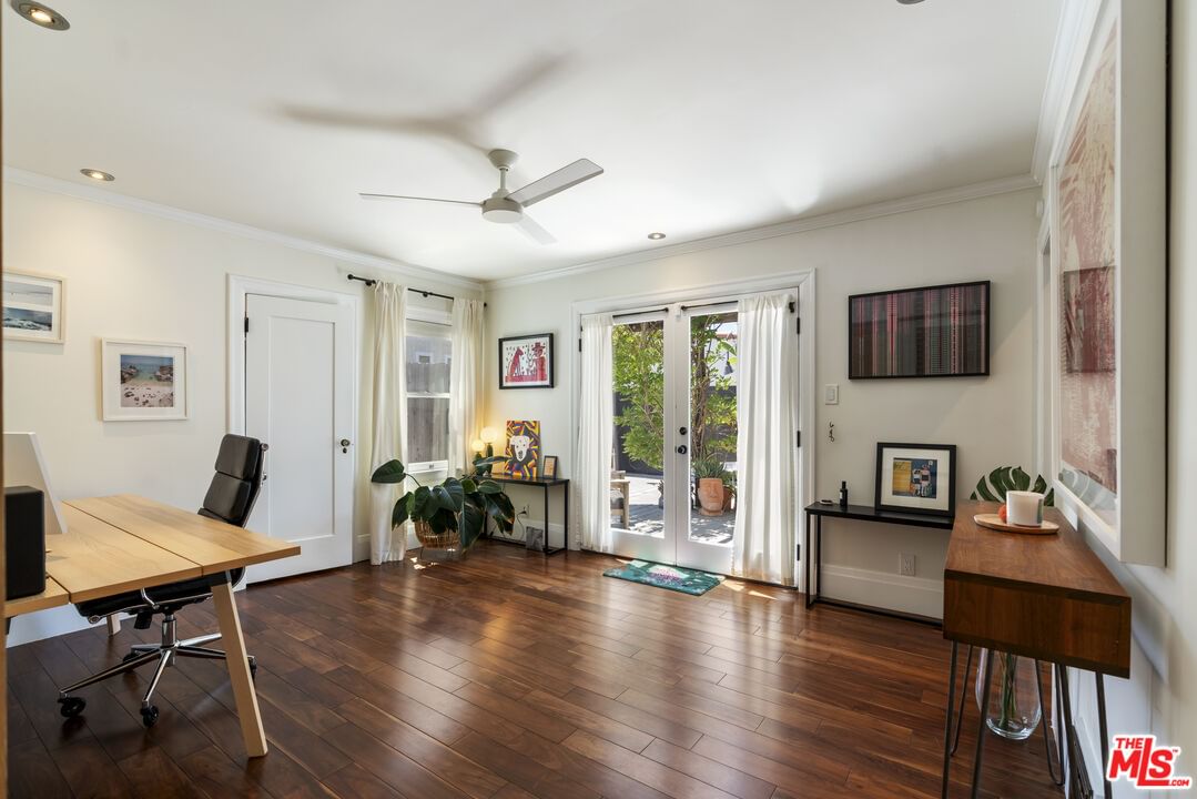 Cloverdale photo 25