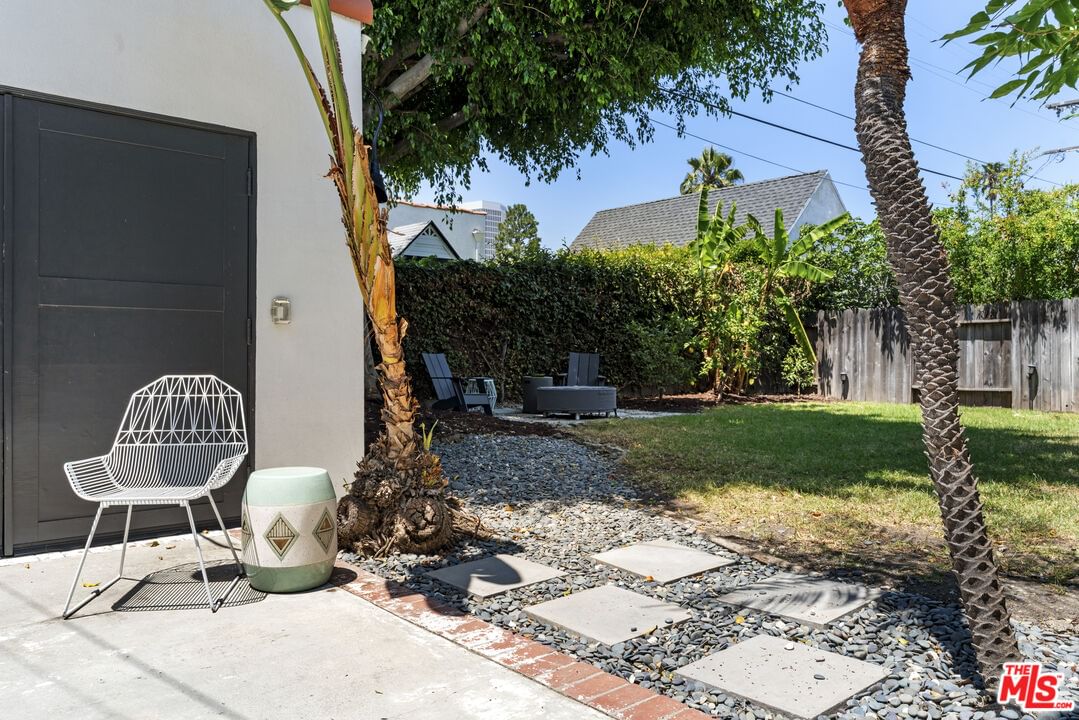 Cloverdale photo 31