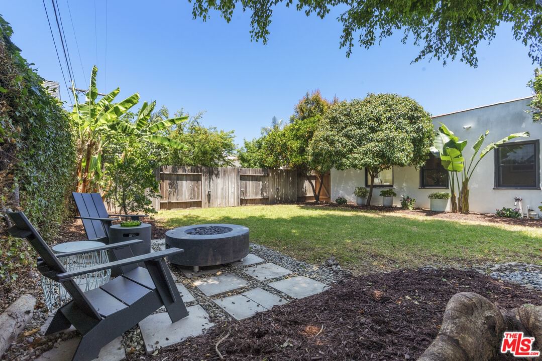Cloverdale photo 32