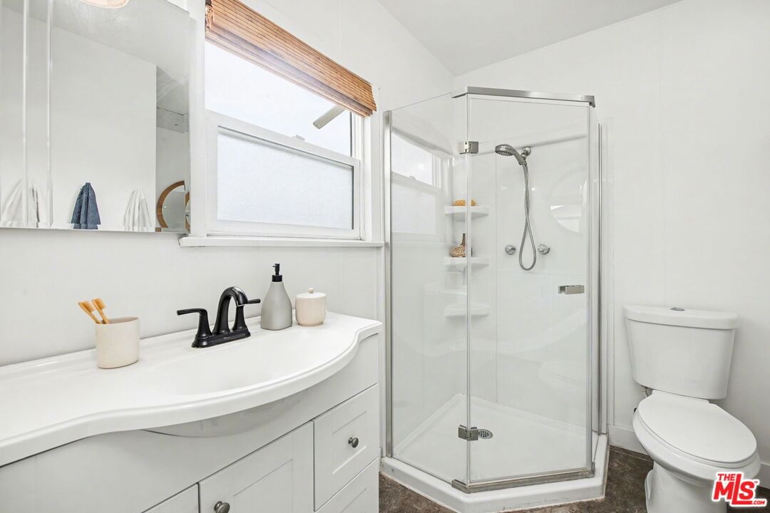 Shasta cir S photo 13