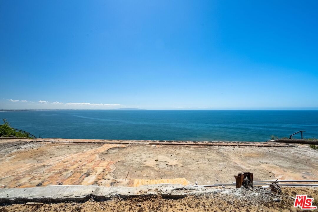 Coastline photo 15