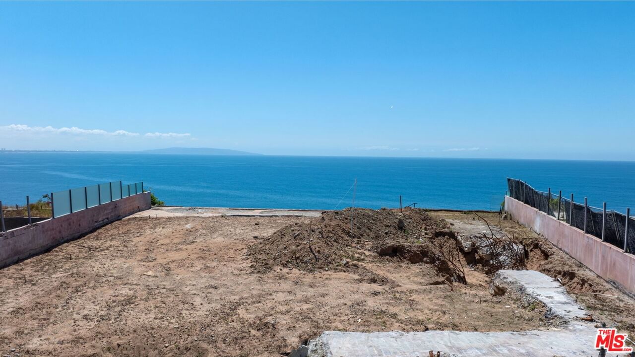 Coastline photo 8