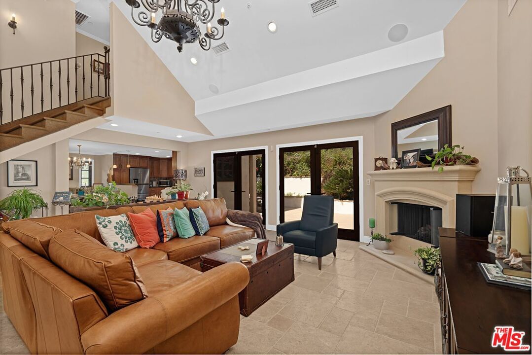 Longview Valley photo 6