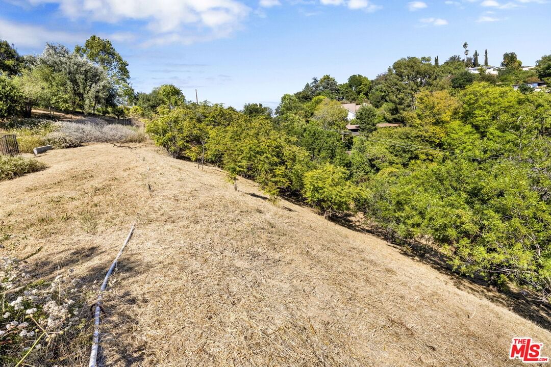 Oak Hill Ave photo 15