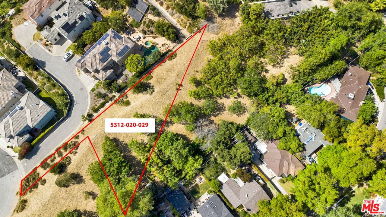 Oak Hill Ave photo 1