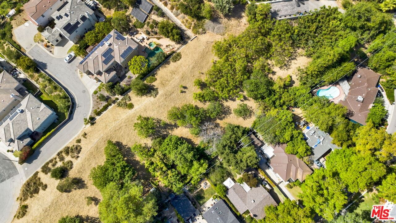 Oak Hill Ave photo 15