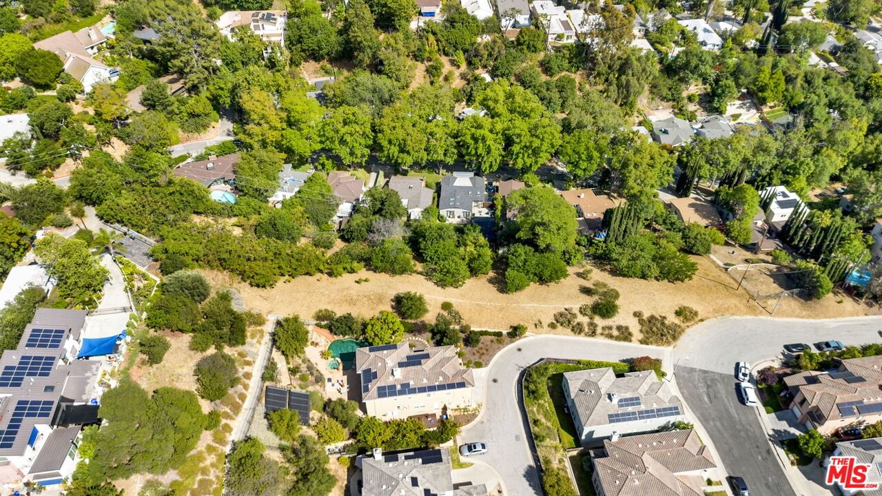 Oak Hill Ave photo 19
