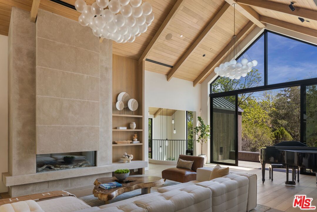 Viewcrest photo 13