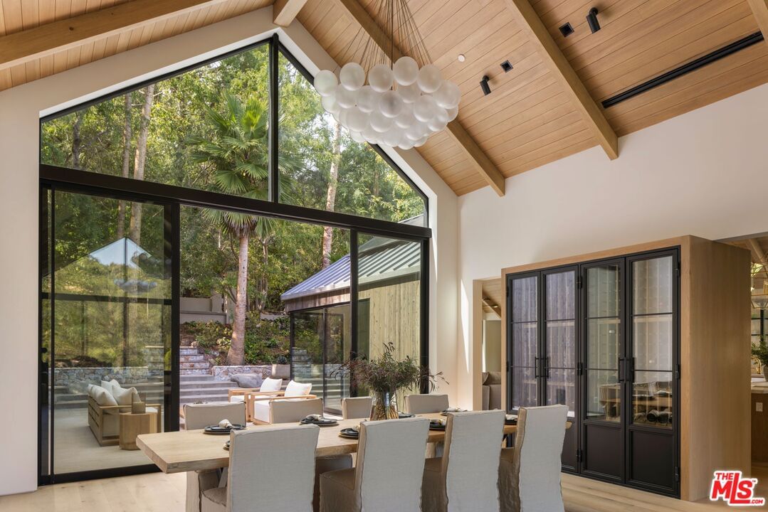 Viewcrest photo 15