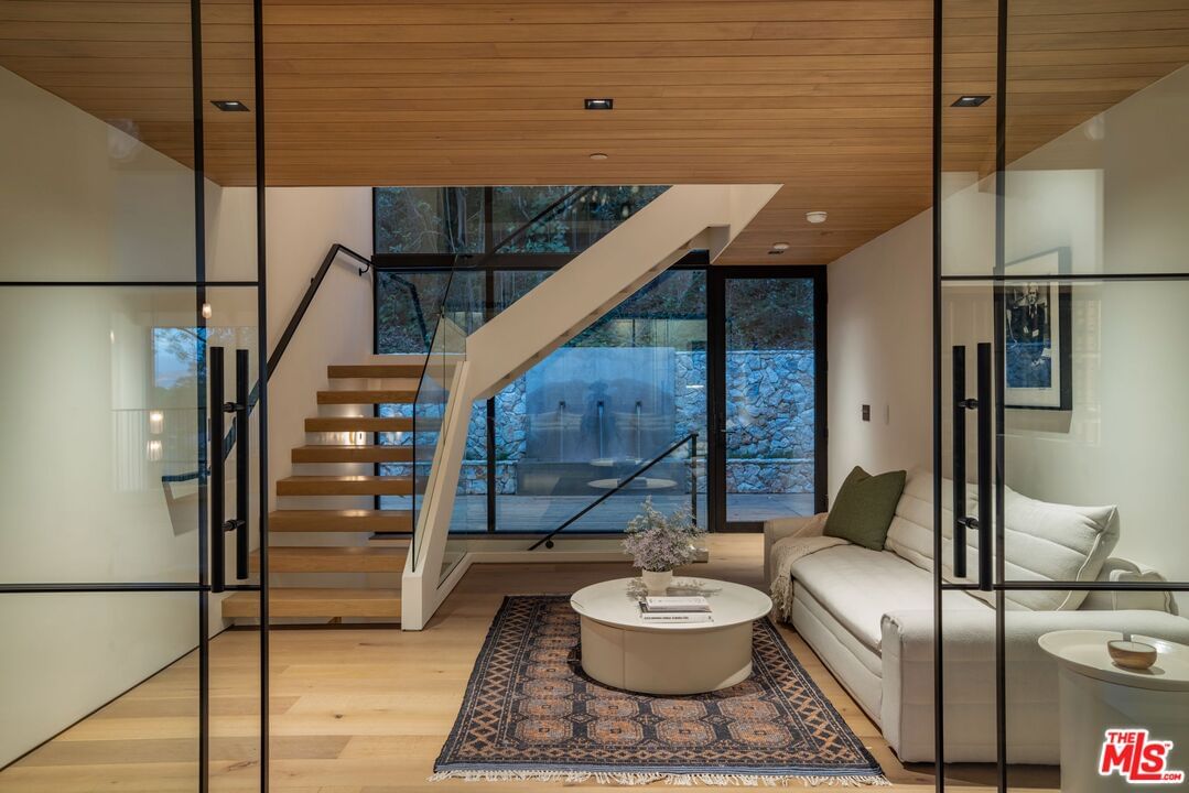 Viewcrest photo 21