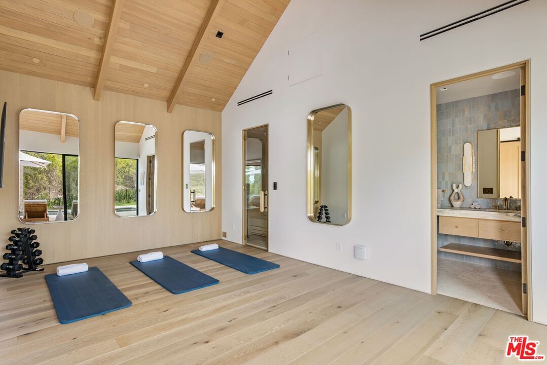 Viewcrest photo 44