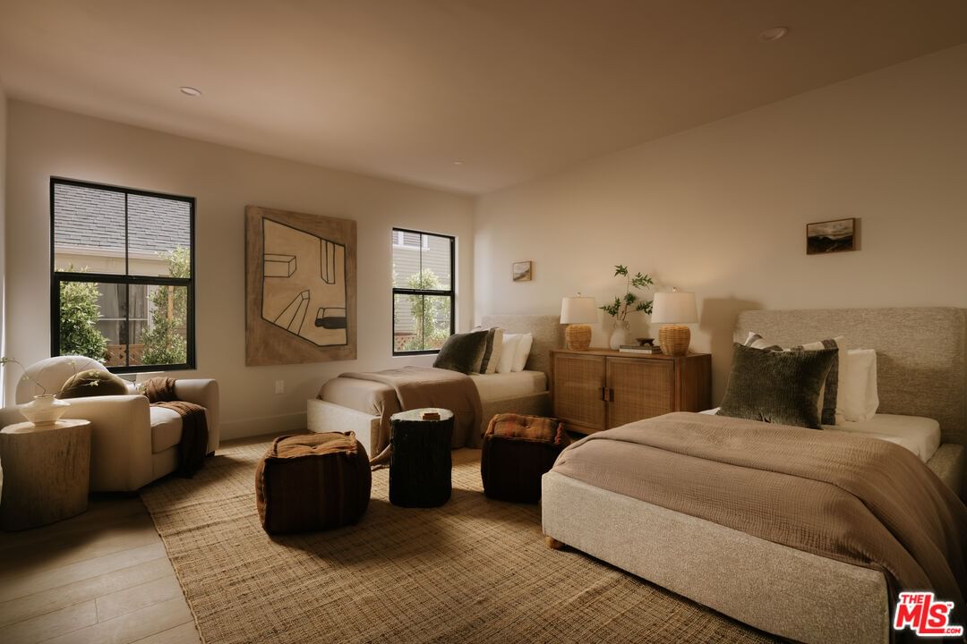 Beachwood photo 10