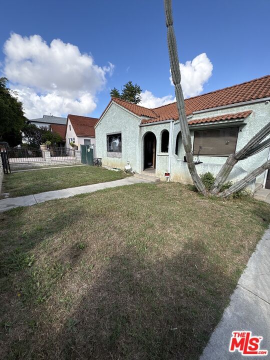 1340 Mansfield Ave