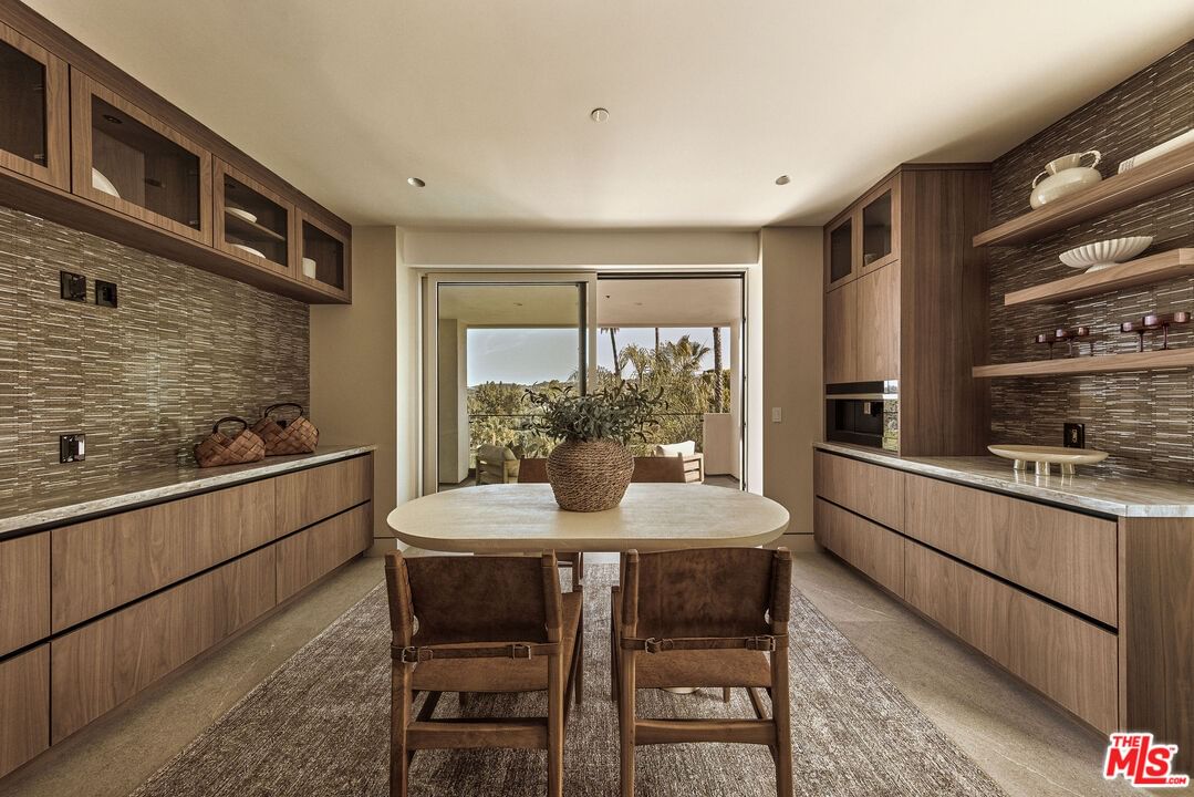Oak View photo 12