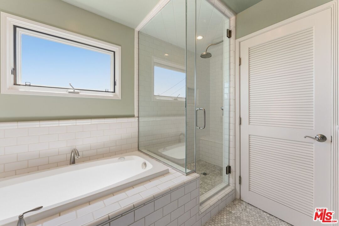 Summerhill photo 25