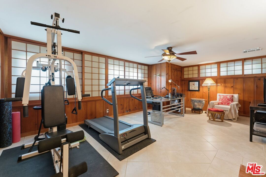 Summerhill photo 30