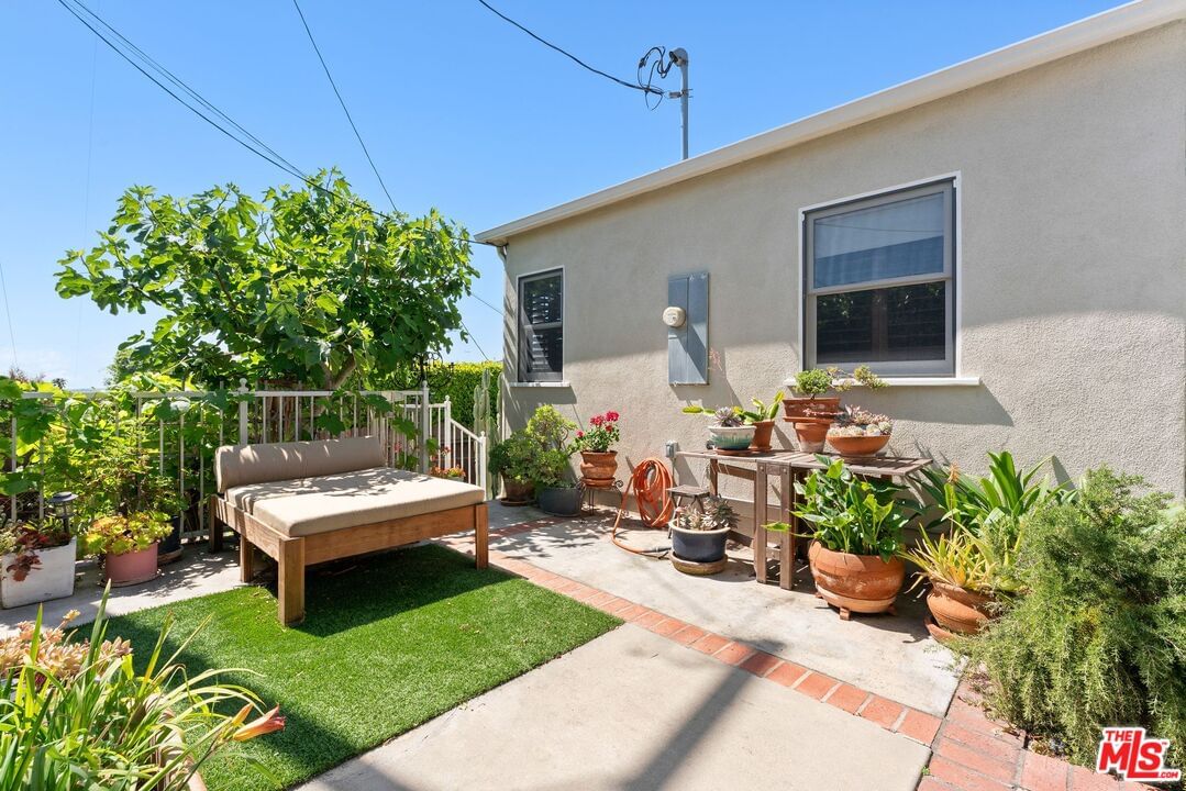 Summerhill photo 37
