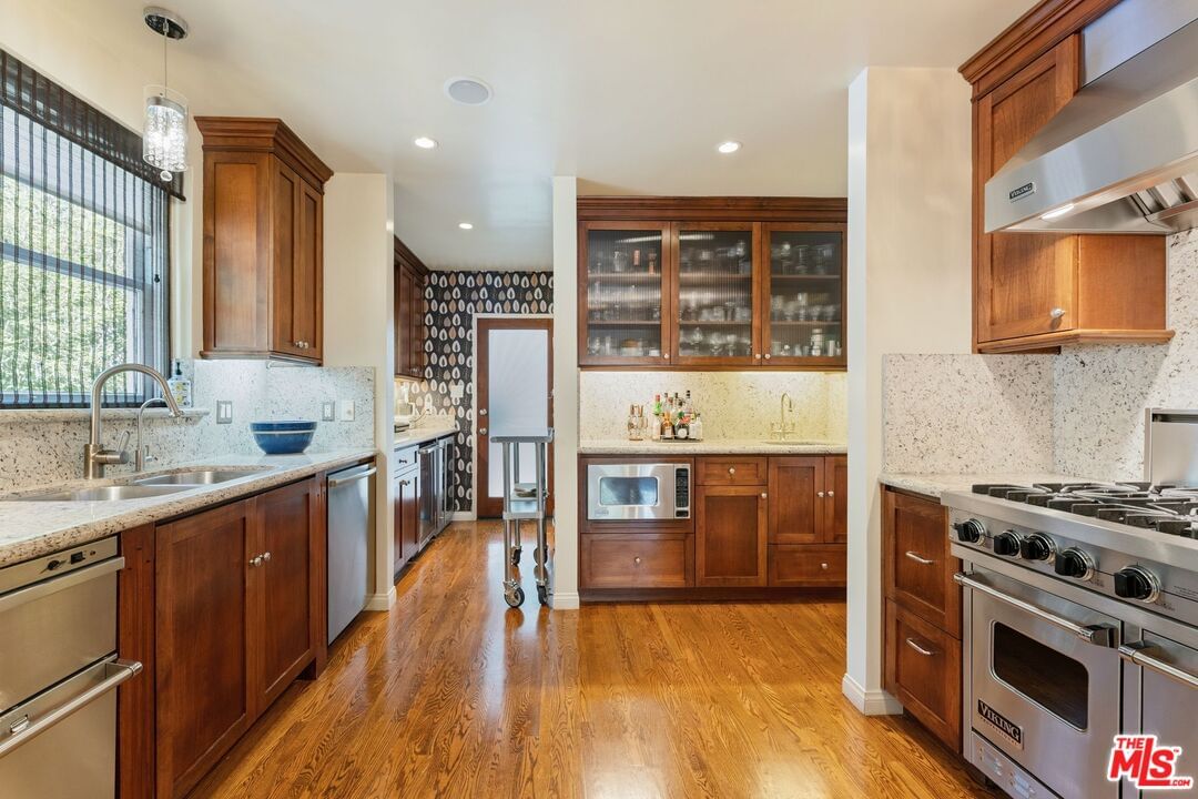 Summerhill photo 9