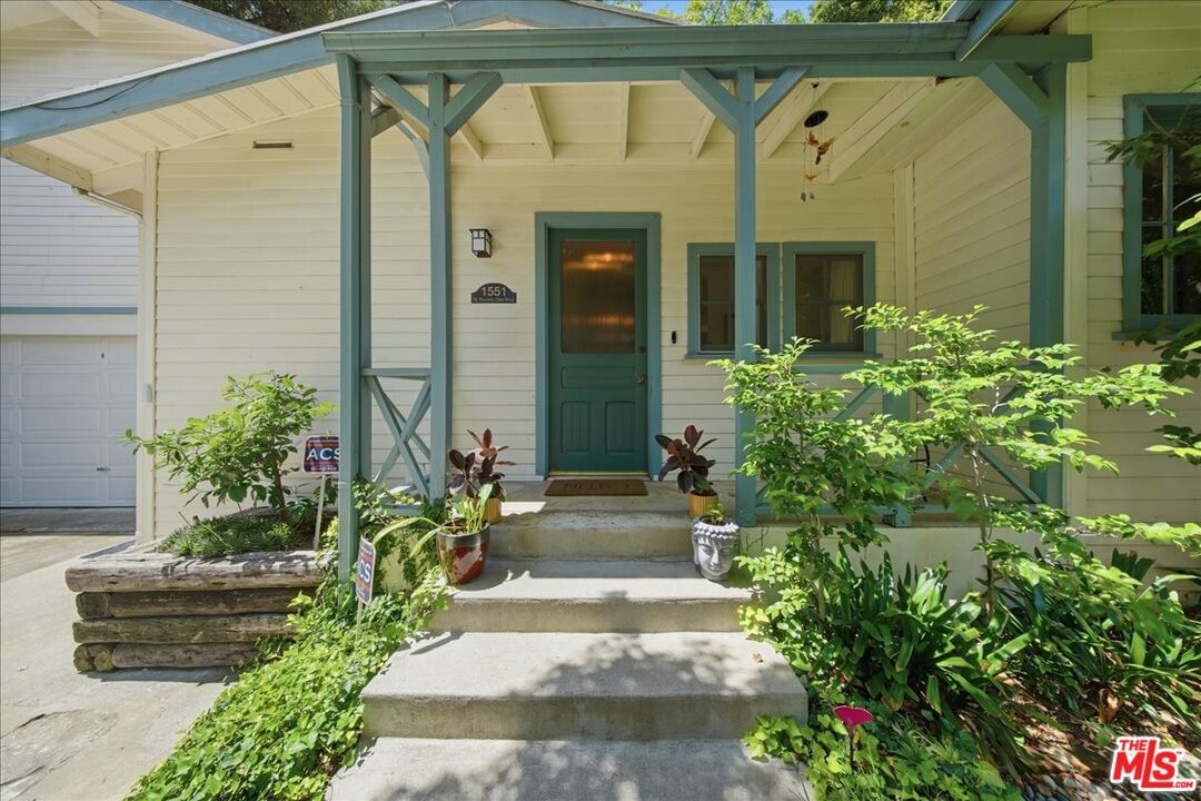 Beverly Glen photo 4