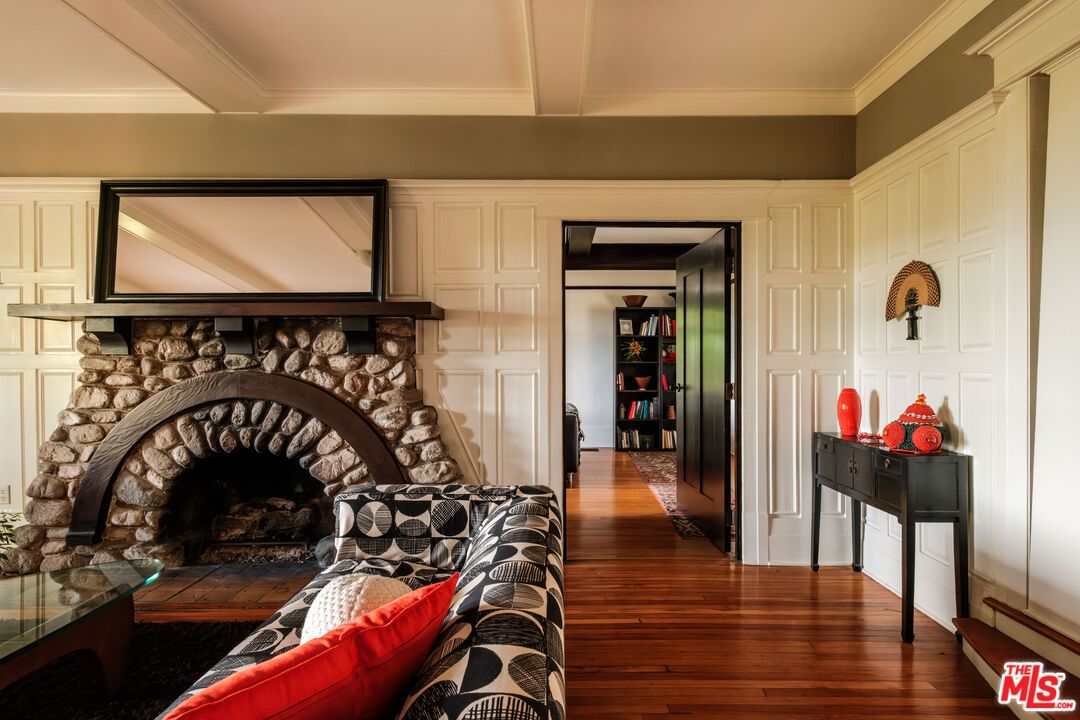 Almaden photo 16