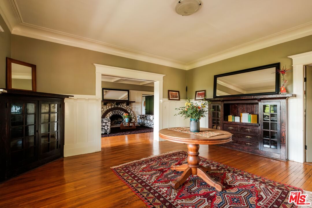 Almaden photo 21